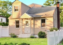 Ronkonkoma Foreclosure