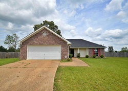 Pearl Foreclosure