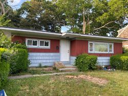 Acushnet Foreclosure