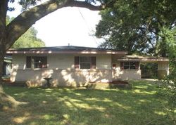 Baton Rouge Foreclosure